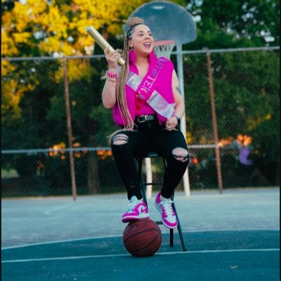Tink_Amore's profile picture. #breastcancersurvivor #USArmyVet #NavyMom🇺🇸 #UNC🩵🤍🐏 LakeShow 💛💜 Sports & Coffee☕️ IG; tinktink07. @HeelzInthePaint 🎙️