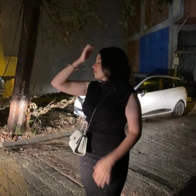 dicleee253's profile picture. çöplük