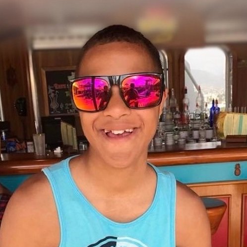 tbreezyalbercq8's profile picture. 