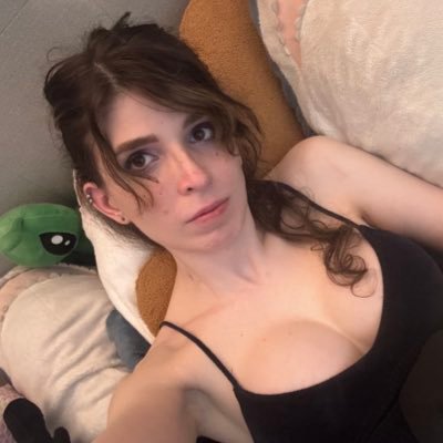 eyelesskait's profile picture. 26 // mdni // 🔞 @aquamoder // terminally gay // injector of the finest estrogen // wife @faggopnitsa 🖤 Live, Laugh, Pog