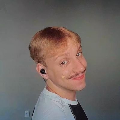 pesadelodoluke's profile picture. Gosto de gatos🐈 Homens peitudos e mulheres peitudas também!