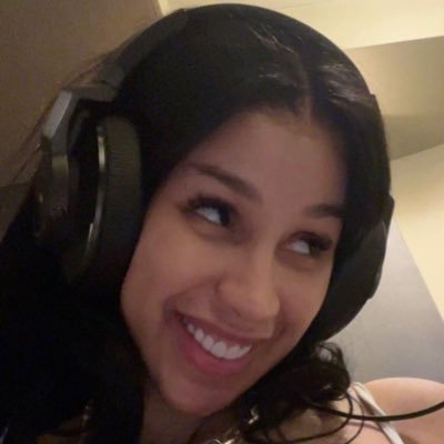 Brimcalis's profile picture. 🚨AM I THE DRAMA? OUT NOW🚨 @iamcardib