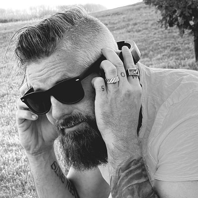 jandenhale's profile picture. Since 1979. Creator of Goblin Lang, Loricism, VMKO, some other stuff. No, I don't want to be on your political team.