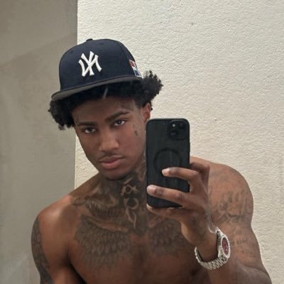 GLCKFATHA's profile picture. real nigga incorporated.