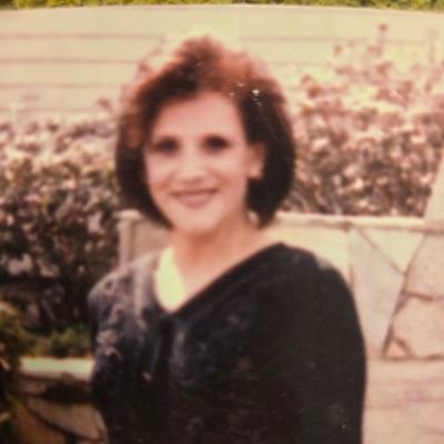 Labgal74's profile picture. 