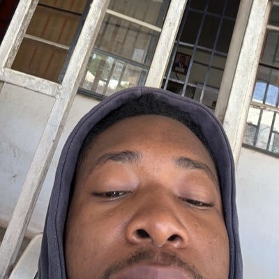 danbekiii's profile picture. 生きるのは疲れる