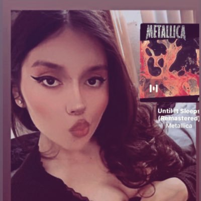 deepfriedclit's profile picture. 