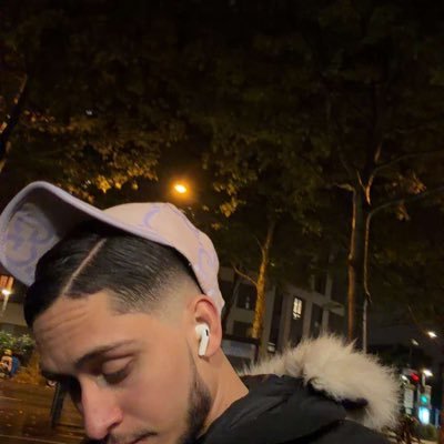 ymas94's profile picture. pirate au yeux vert🏴‍☠️