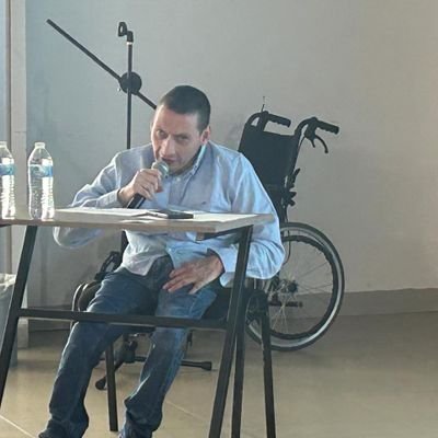 https://t.co/vb07WuuNbi Contactame ya al lic.gabrielcastillo@gmail.com quiero ser la voz que deje huella