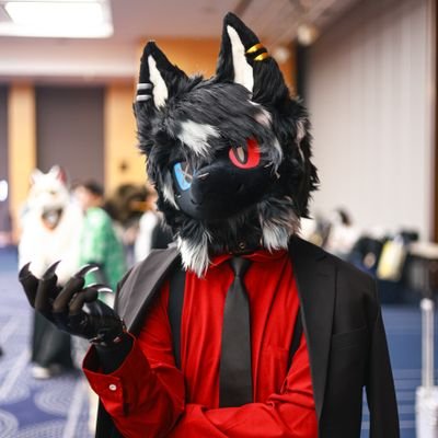 @Deimos_Fursuit