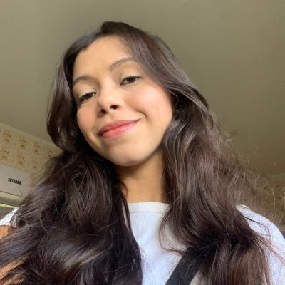 caroldosus's profile picture. 🤨🤨🤨