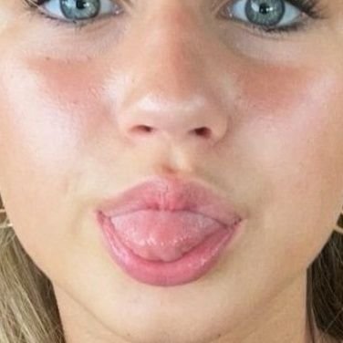 ChachaCharlynne's profile picture. 
