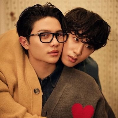 apricotangerine's profile picture. a multi thai bl obsessor too lazy to make multiple accounts