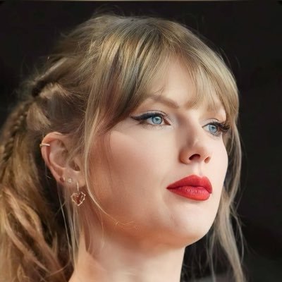 Giovana_mmm_sts's profile picture. 