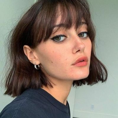 mdainkmo's profile picture. escuchando a 'Christian Kuria'