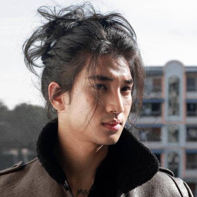 ThamocD's profile picture. Tweeting about creativity, consistency, and chaos.