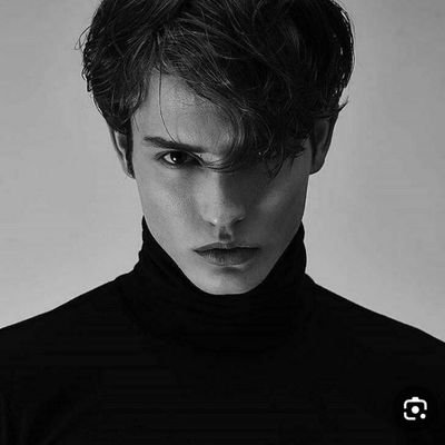 MhmwdWhyd3247's profile picture. ولكنني بلغت قدرًا من النضج  يسمح لي بالتمييز بين معركة يمكن  أن تحقق أهدافها،  ومعارك لا جدوى من خوضها.