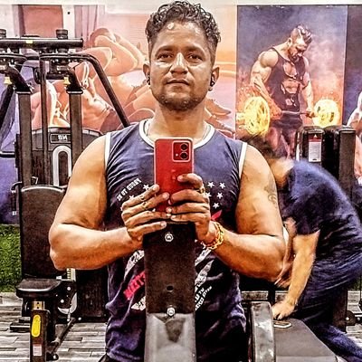 shekhawat2809's profile picture. Bird of Hermes is my name,
Eating my wings to keep Me tame.