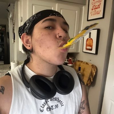 toniordenes's profile picture. lover, boy-wife | 23