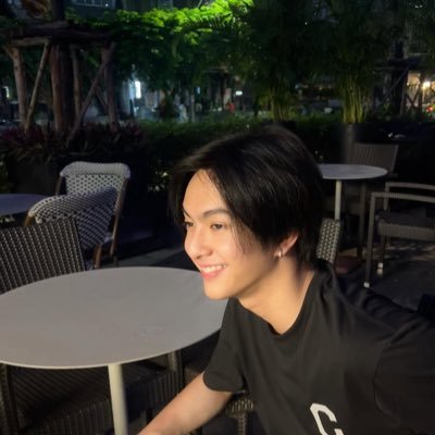 xrxum348791's profile picture. 