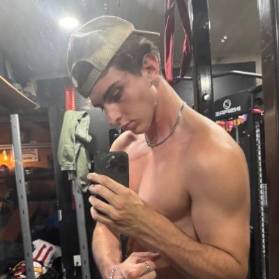 AlphaCSavage's profile picture. 