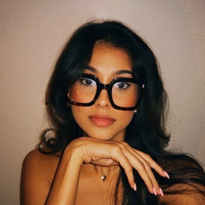 jaelz_'s profile picture. based political takes and vast pop culture knowledge (the duality of woman)