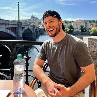 JarryH181809's profile picture. 