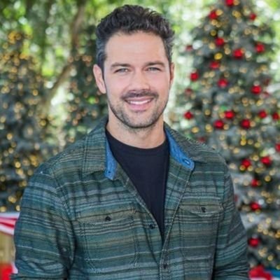 ItsRyanpaevey's profile picture. This page exists only to warn about fake “Ryan” accounts.
I’ll never DM for money, chats, or fan club sign-ups.
🚫 If it doesn’t link here or my verified page