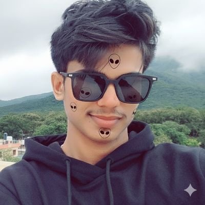LalitSangore's profile picture. Looking good, living Better 🤍💸