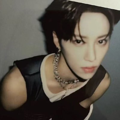 _fIyawaywithme's profile picture. hihi~ 祝你梦到我哈