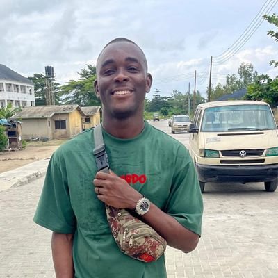 AbaCubana's profile picture. The Richest poor man In Alá Aba