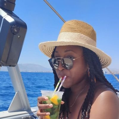 OOvivia's profile picture. Dévoreuse de K-Dramas, webtoons et de romance à mes heures perdues 🥰