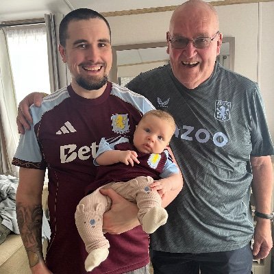 smoothBobbyF's profile picture. Jessica❤️ Aston Villa ⚽️ Weird Eyes 👀 Comedian 🎤