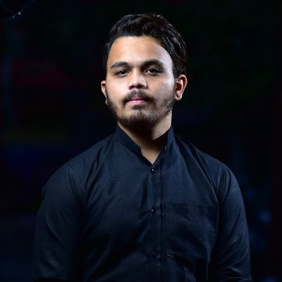 rushiikatare's profile picture. 