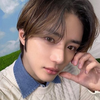 lcordsf's profile picture. 자연은 아름다움이다 ZB1