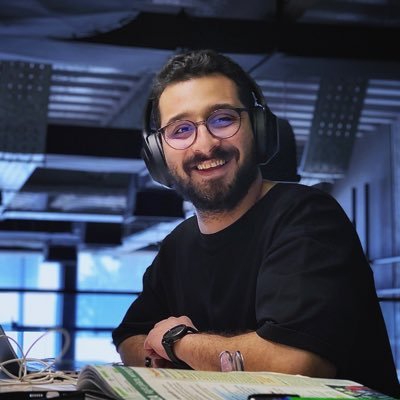 _Sina_Sedaghat_'s profile picture. • مـا زنــده به آنـیم که آرام نــگیریـم / موجیم که آسودگی ما عـدم ما‌ست •