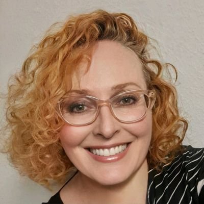 snezhanafinoge2's profile picture. 