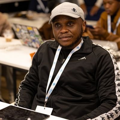 SoundsbyMakhi's profile picture. 