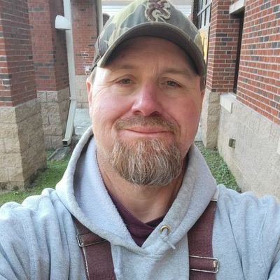 eiv56r's profile picture. 