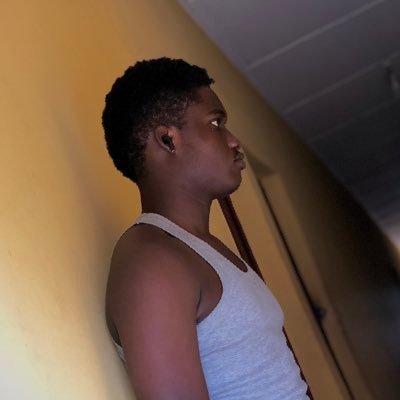 RiskyWrites_'s profile picture. I write ad scripts & emails that turn scrolls into sales.
24-hour ad rewrites ⚡
DM “Rewrite” to see how yours could perform better.