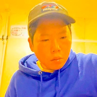 HannodaTaku's profile picture. 1981年生まれ。2005年N.Yのジャパンソサエティーで行われたONKYOMARATHONに出演。2011年オーストリアのクレムスにアーティストインレジデンスで招かれ2ヶ月間滞在。2021年みずのき美術館等で楽曲提供。2025年内橋和久とのデュオアルバム「ABA」とソロアルバム「WalkMusics」がリリース。