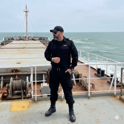 10Tunga's profile picture. _ _ _ Bin Cihan'a degişmem şu öksüz TÜRK'lüğümü _ _ _ GÖKTENGRİ _ _ _ _⚓️Mezamorta Kaptan⚓️_ _ _