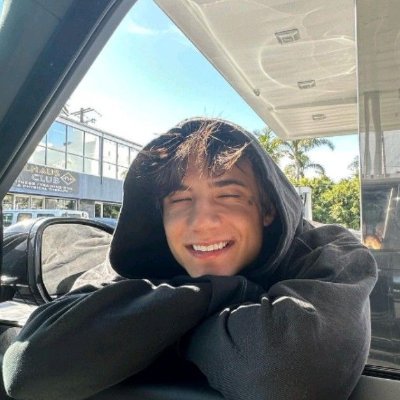 soulsfucker's profile picture. you’re the one that should’ve got away