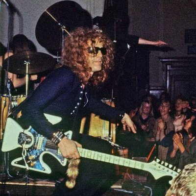 volkerbal's profile picture. News/Politics/Sport/Senior Psychologist /Bridport Dorset /Now right wing/Mott The Hoople ( Birmingham 1970 ) Best live Band in the world  In default