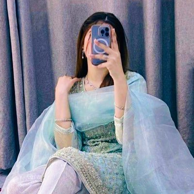 Ziddi_girl26's profile picture. Daddy Girl 🫠🥰..Be real | Writer of thoughts | Builder of vibes | Collector of wins 🌏✨