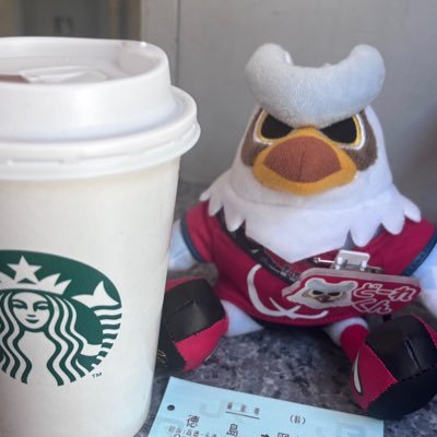 Kiyo_129_'s profile picture. 06 👩 ❤️コンサドーレ🖤→35⚡️→King Gnu 24.3/23 25.3/13 サッカー好きの人間です😸 無言フォロー失礼致します🙇‍♀️💦 逆にフォロー大歓迎なので気軽にフォローして下さい🙌