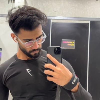 ipeeyushgaur's profile picture. been in AI before it was cool | ML in CreativeOps @Rocketium | Ex - Harman, Nolo, Aevy (AEOS)