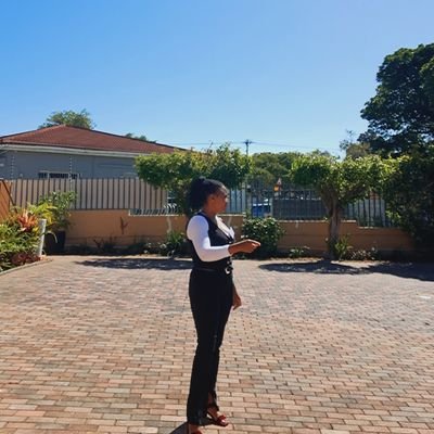 ImVeeMk's profile picture. We don't have to agree for us to be kind to one another ......✍️
Likes & Retweets are Not endorsements......✍️