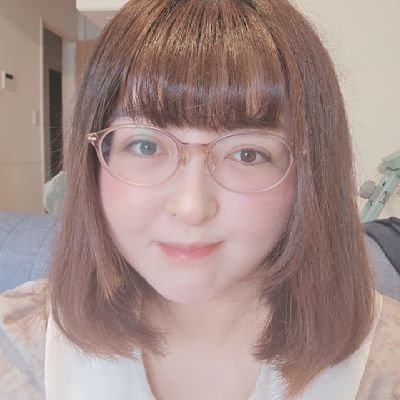 ameka_oxo's profile picture. メガネのぽっちゃりおんなのこ
好きなことを呟きます🐰