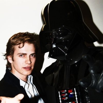 sithpetals's profile picture. 19, LPS, star wars, dcu, the batman, etc she/her